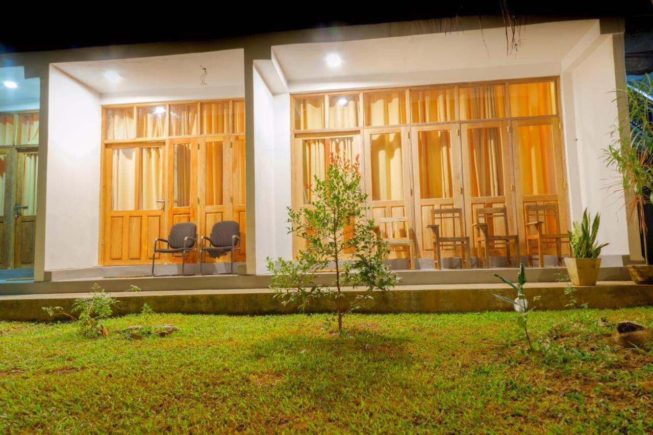Talalla Ocean Beach Bungalow マータラ エクステリア 写真