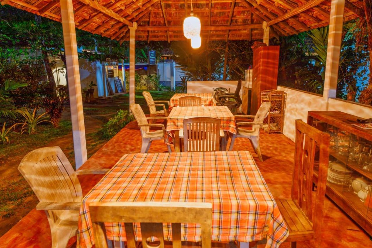 Talalla Ocean Beach Bungalow マータラ エクステリア 写真